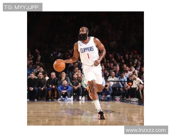 哈登下半场32分引美媒热议：一路被命运摧残的超级英豪！太惋惜